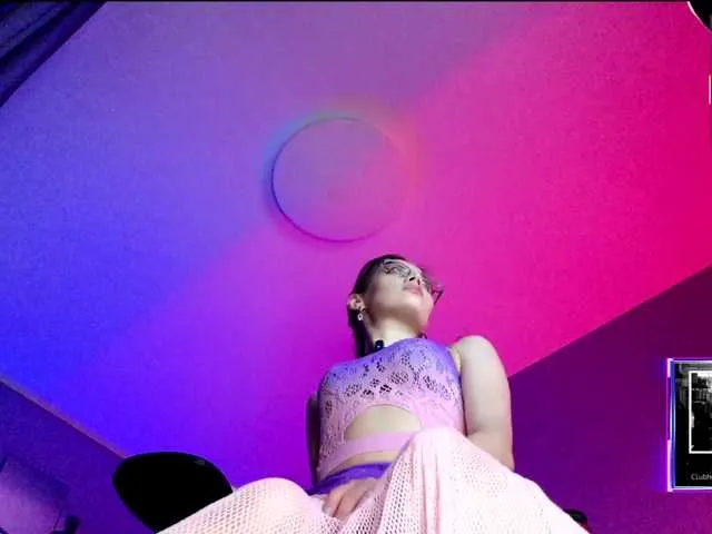 Live sex webcam photo for analiMilana #292337092