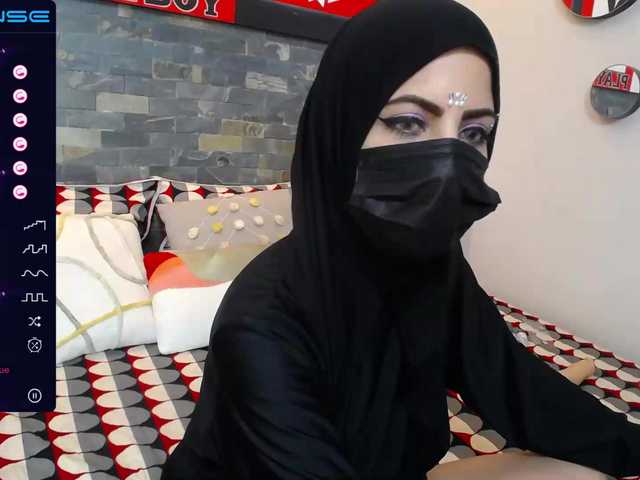 Live sex webcam photo for anandaaruna #275602239