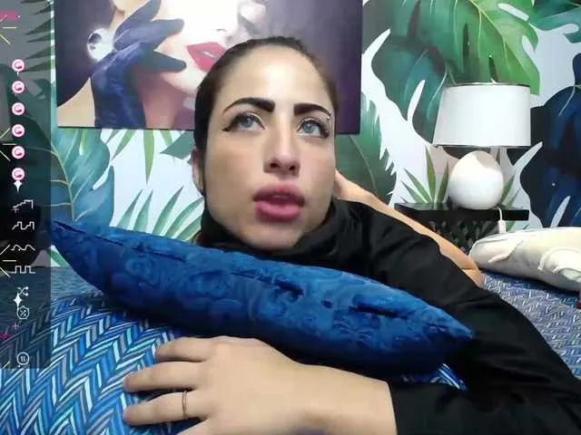 Live sex webcam photo for anandaaruna #276813569