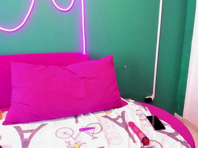 Live sex webcam photo for anastasiaotis #277190070