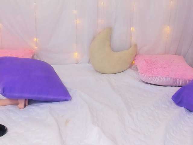 Live sex webcam photo for anchela-garcia #276405372