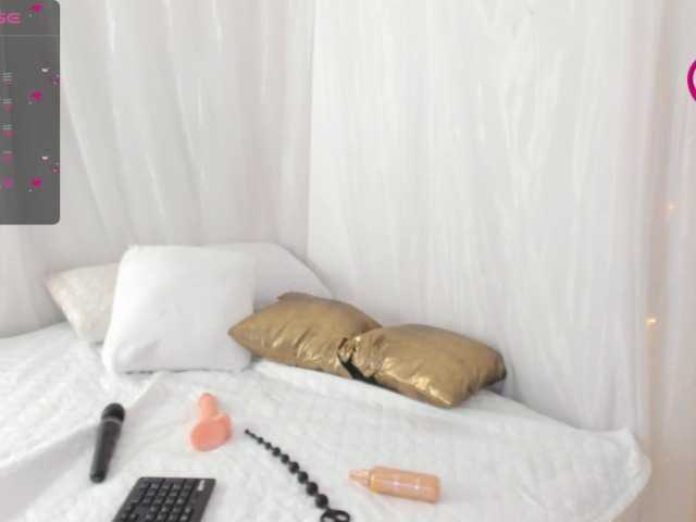 Live sex webcam photo for anchela-garcia #277501765