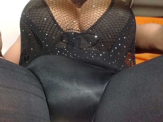 Live sex webcam photo for andreablackcock #291855432