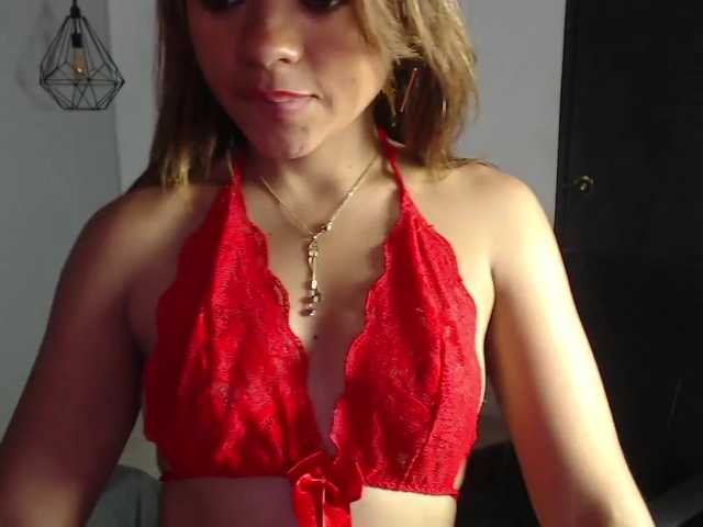 Live sex webcam photo for andreapink87 #272542623