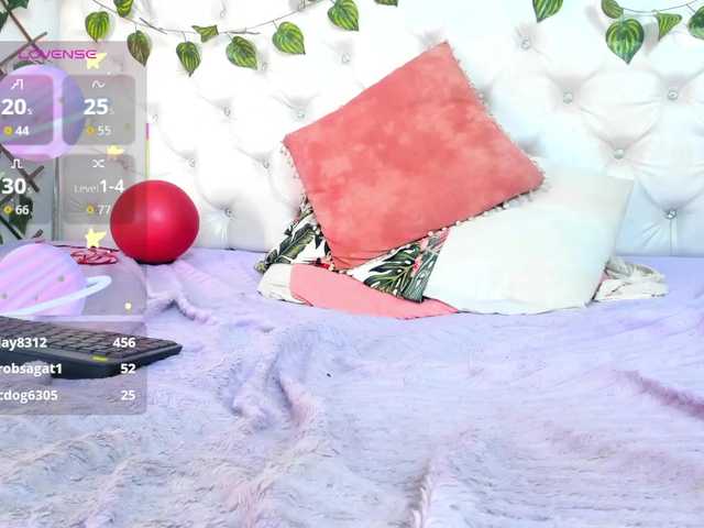 Live sex webcam photo for andreawilliam #291785573