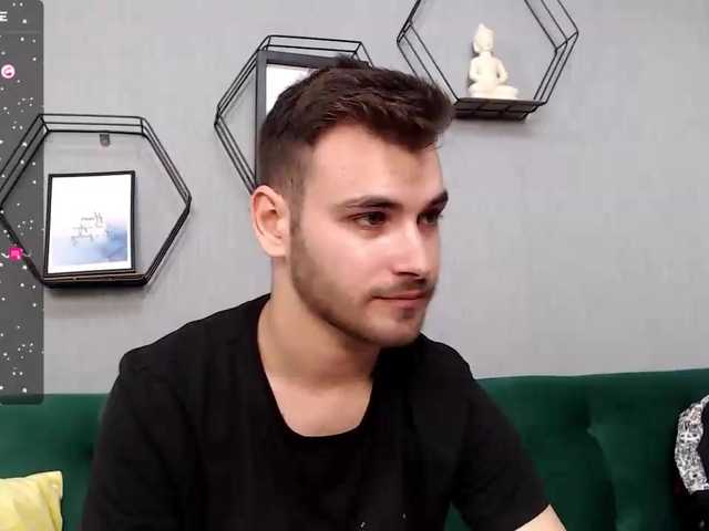 Live sex webcam photo for andreidtzy #276514503