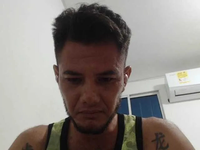 Live sex webcam photo for andrew1520 #276046797