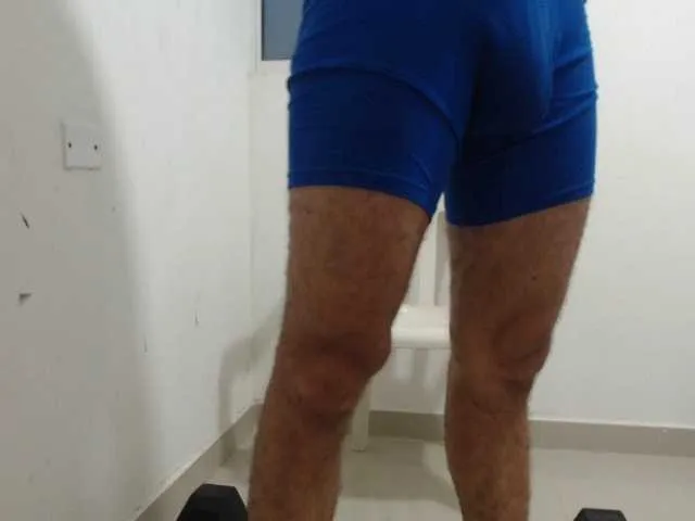 Live sex webcam photo for andrew1520 #276059150