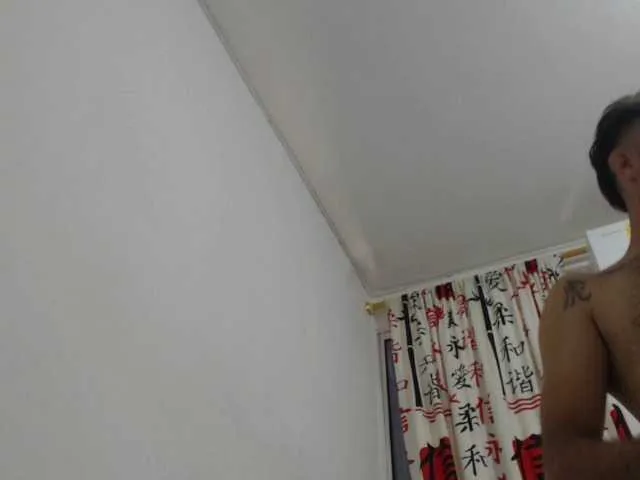 Live sex webcam photo for andrew1520 #276354995