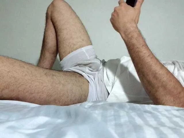 Live sex webcam photo for andrew1520 #293211422