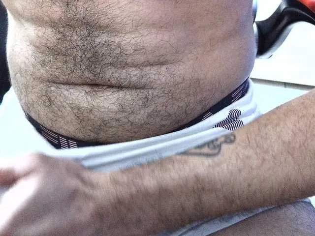 Live sex webcam photo for andrew1520 #293885095