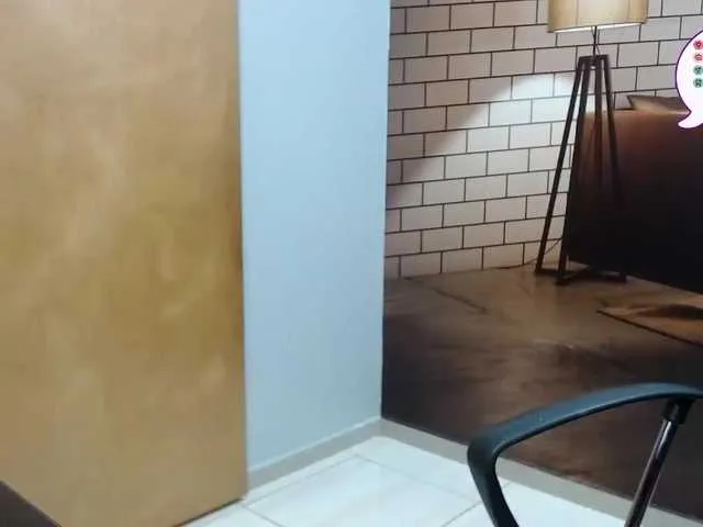 Live sex webcam photo for anettdiaz #273426584