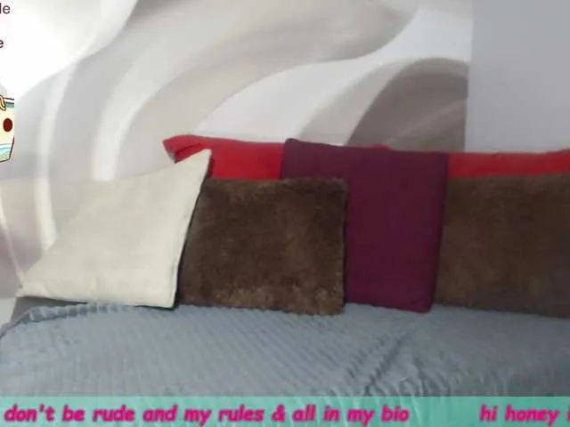 Live sex webcam photo for anettdiaz #273590836