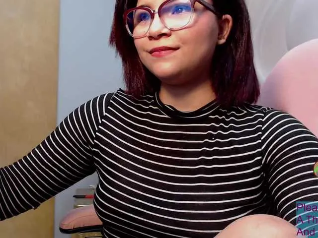 Live sex webcam photo for anettdiaz #273659484