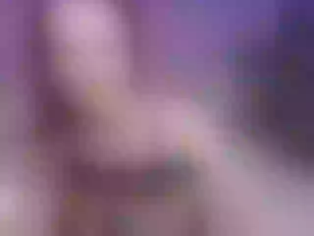 Live sex webcam photo for angel-flower #271979084