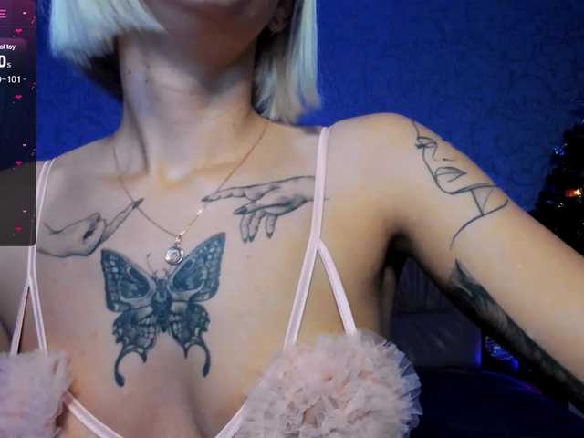 Live sex webcam photo for angel8devil #276903574