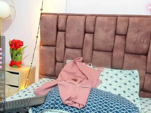 Live sex webcam photo for angela-clarkk #276220127