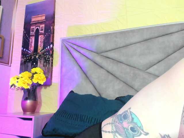 Live sex webcam photo for angela-clarkk #278050518