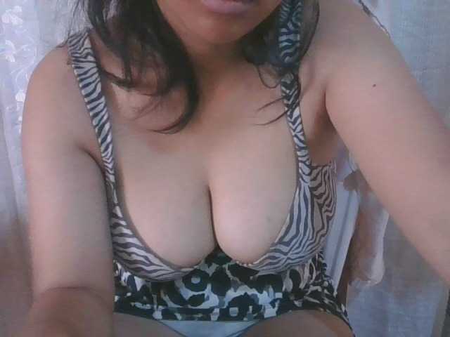 Live sex webcam photo for angelahsexy #276959617