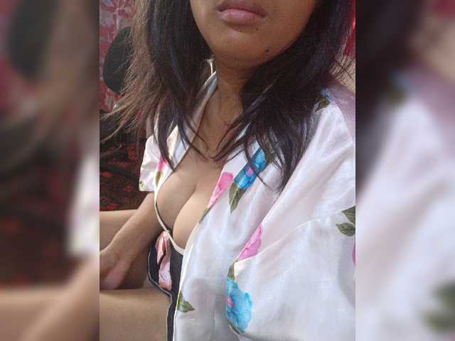 Live sex webcam photo for angelahsexy #277649248