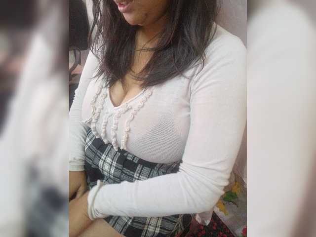 Live sex webcam photo for angelahsexy #278138577