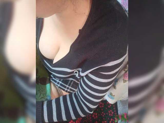 Live sex webcam photo for angelahsexy #289318374