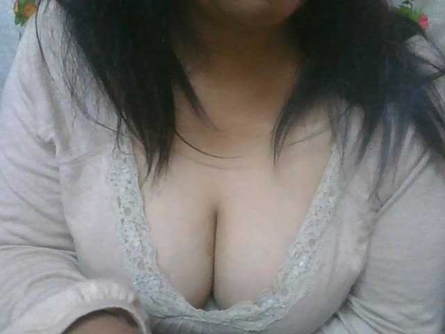 Live sex webcam photo for angelahsexy #289331654