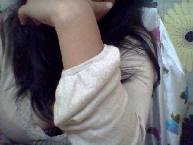 Live sex webcam photo for angelahsexy #290605573