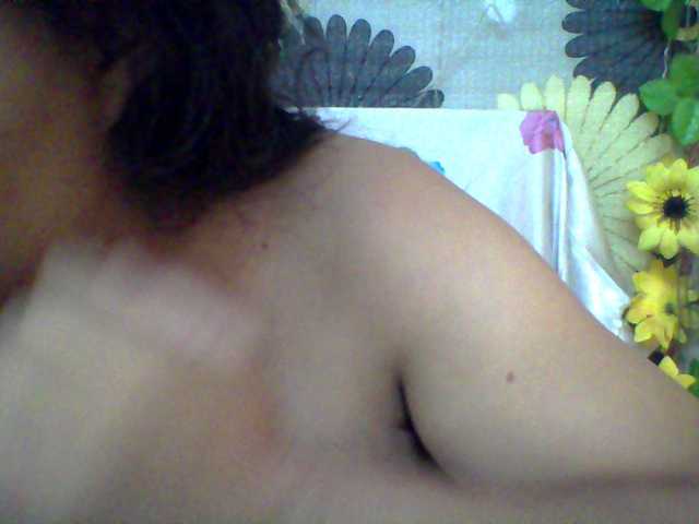 Live sex webcam photo for angelahsexy #290731406