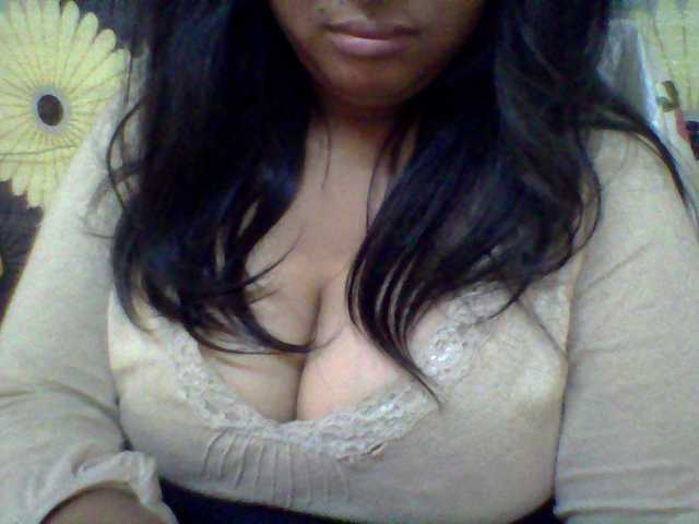 Live sex webcam photo for angelahsexy #290797666