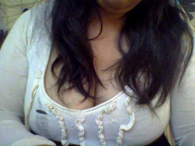 Live sex webcam photo for angelahsexy #290811278