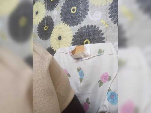 Live sex webcam photo for angelahsexy #290977186