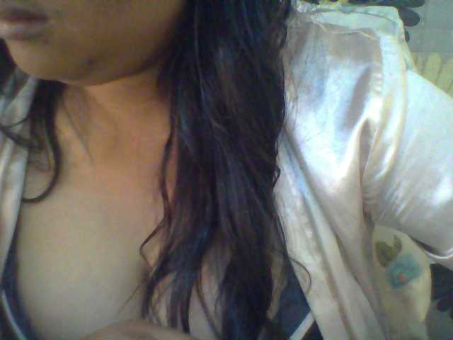 Live sex webcam photo for angelahsexy #290989556