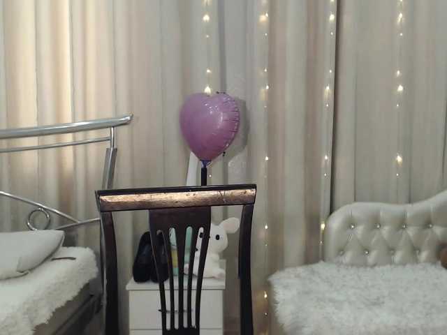 Live sex webcam photo for angelasia #273940232