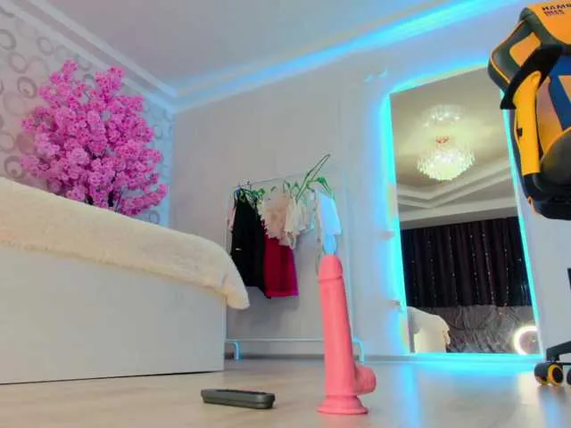 Live sex webcam photo for angelasia #276683408