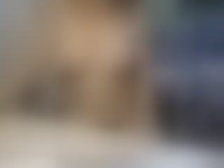 Live sex webcam photo for angelasweet69 #139465251