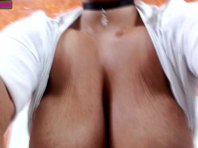 Live sex webcam photo for angelhottxxx #273046690