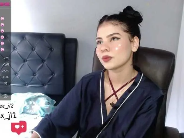 Live sex webcam photo for angelinaslaye #273517643