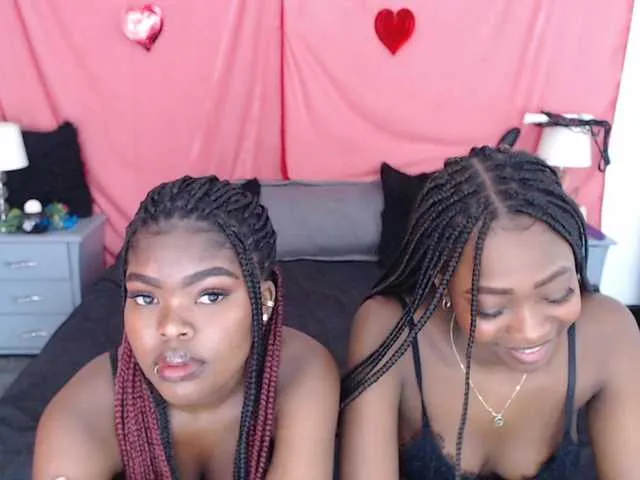 Live sex webcam photo for angelineYasminlove #290717327