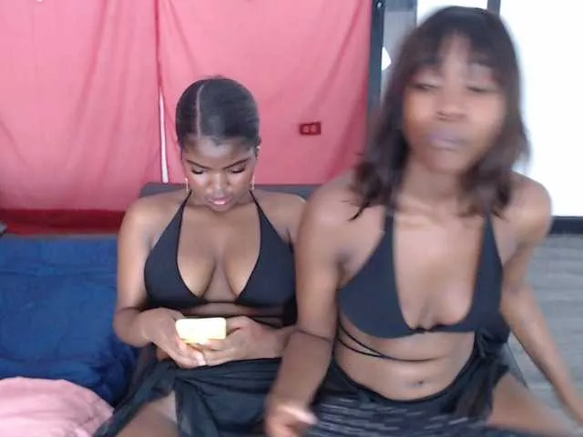 Live sex webcam photo for angelineYasminlove #290830023