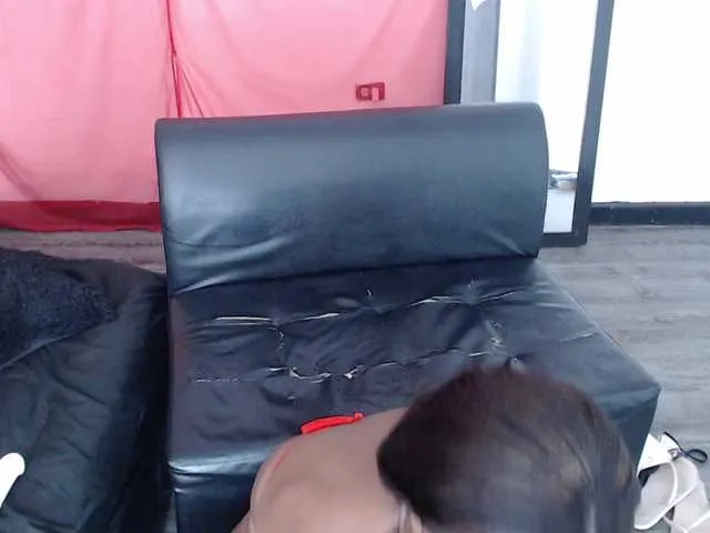 Live sex webcam photo for angelineYasminlove #290871405
