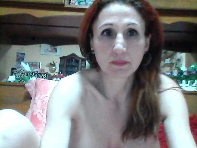 Live sex webcam photo for angelique4 #272207048