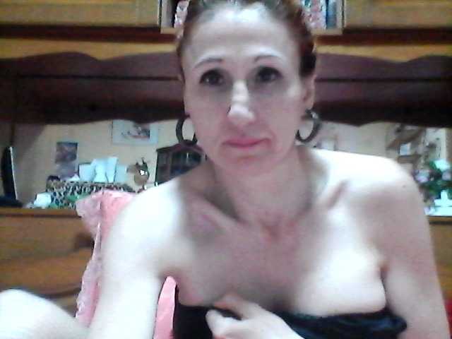 Live sex webcam photo for angelique4 #272210078
