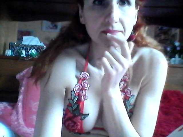Live sex webcam photo for angelique4 #272216365