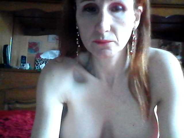 Live sex webcam photo for angelique4 #272306462