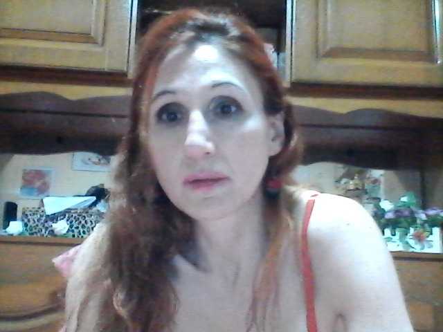 Live sex webcam photo for angelique4 #272453167