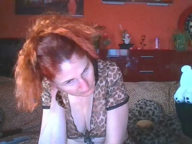 Live sex webcam photo for angelique4 #293304866