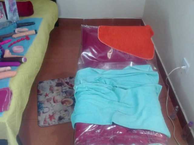 Live sex webcam photo for angellove266 #274200048