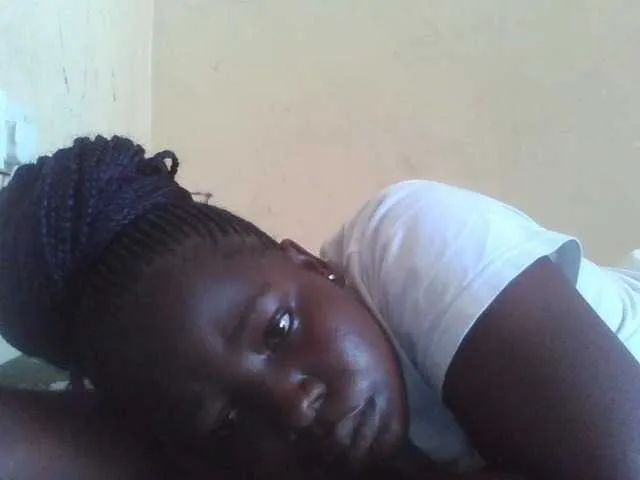 Live sex webcam photo for angelofkenya #275579473