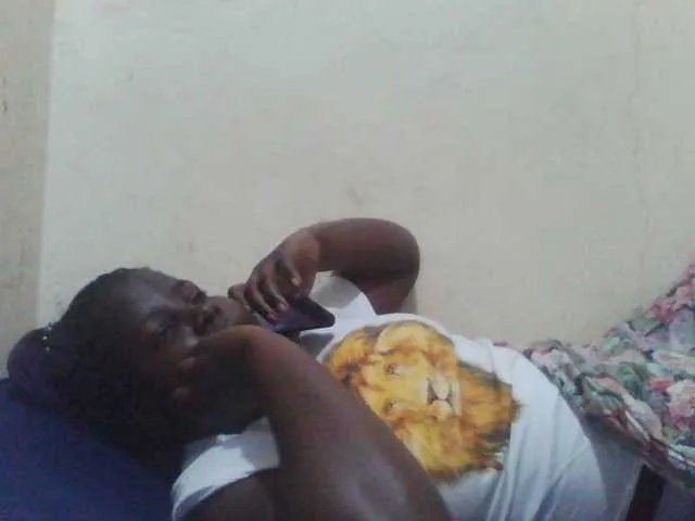 Live sex webcam photo for angelofkenya #275727873